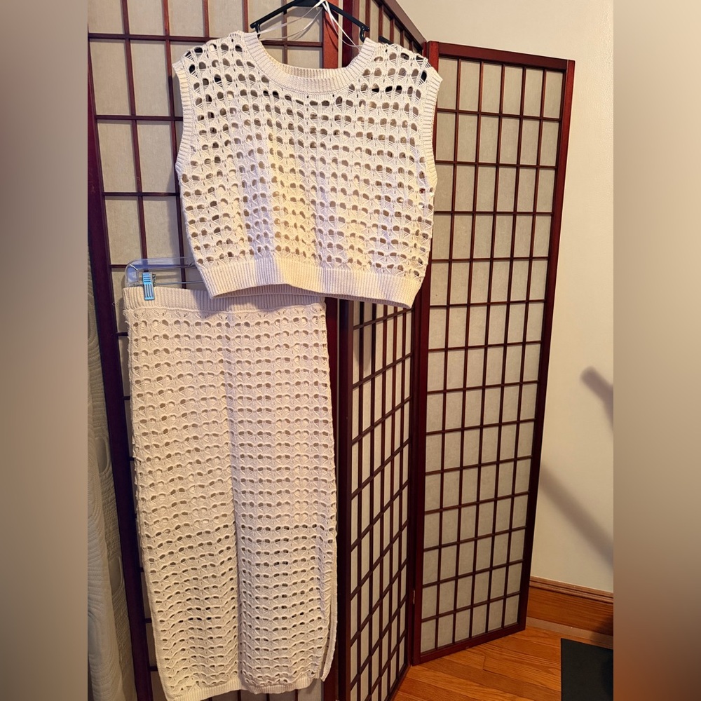 NWT Cream Knit Sleeveless Top and skirt